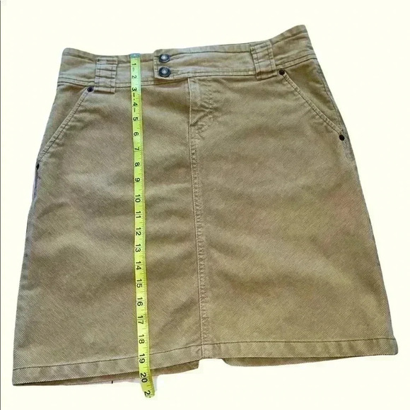 Women’s Gap Stretch Corduroy Mini Skirt Tan size 6 - Picture 6 of 10